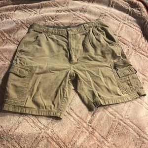Wrangler cargo shorts